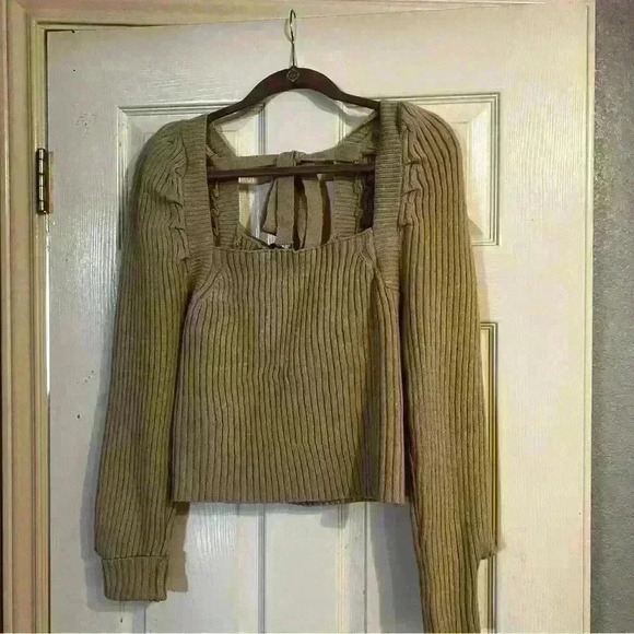 Puff sleeve square neck ribbed sweater NWT Forever21 Size large - Picture 3 of 6